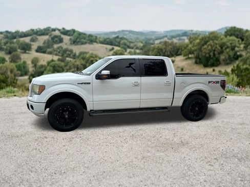 Used 2010 Ford F150 XLT RWD image 4