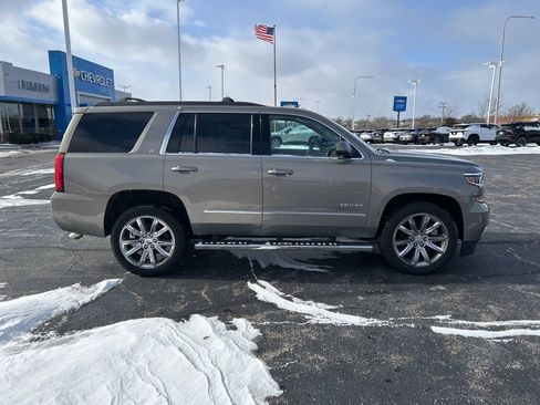 Used 2019 Chevrolet Tahoe LT w/ LT Signature Package image 4