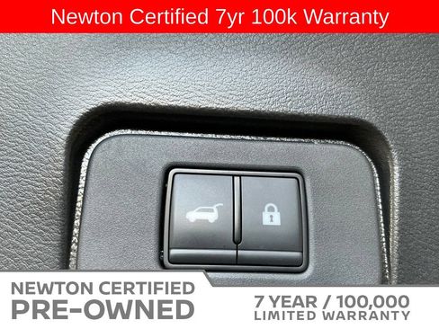 Used 2023 Nissan Rogue SL w/ SL Premium Package FWD image 23