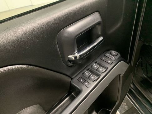 Used 2018 Chevrolet Silverado 1500 LT w/ All Star Edition AWD/4WD image 11