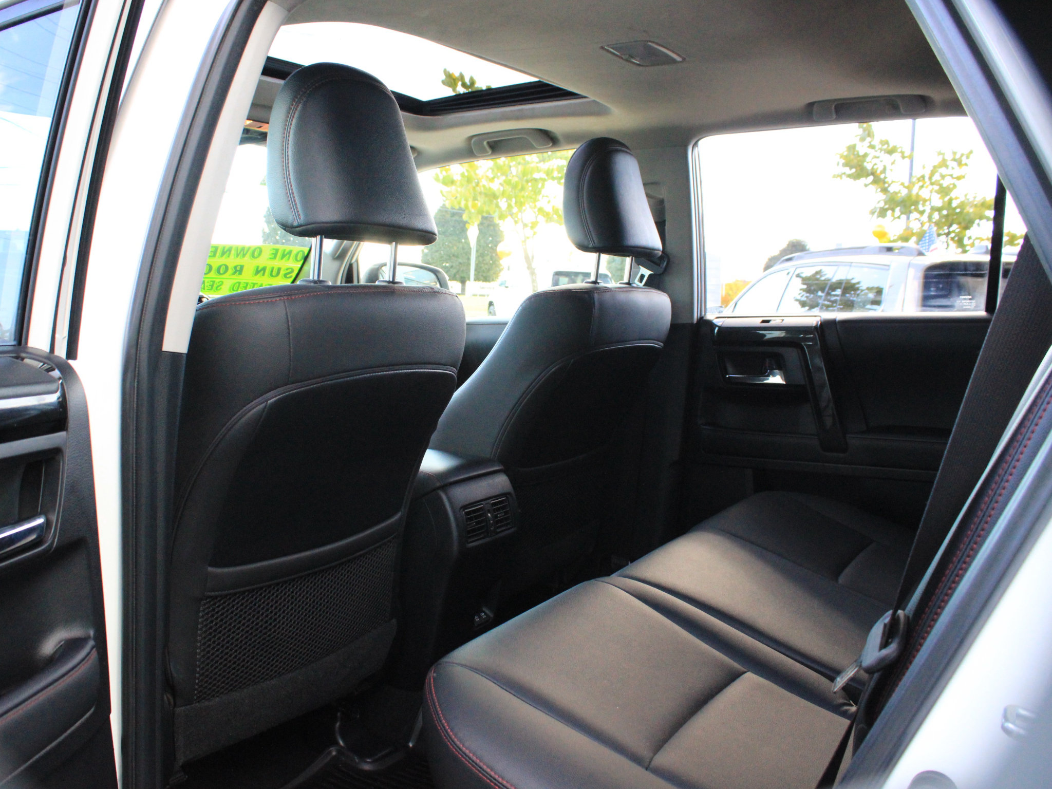Used 2020 Toyota 4Runner TRD Off-Road Premium w/ Moonroof Package AWD/4WD image 31