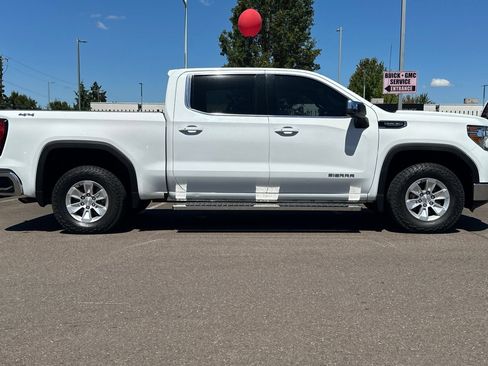 Used 2019 GMC Sierra 1500 SLE w/ SLE Value Package AWD/4WD image 3