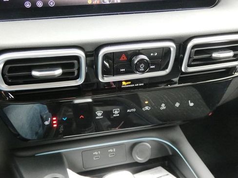 New 2026 Nissan Sentra SV w/ SV Convenience Package image 17