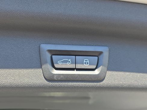 Used 2025 MINI Cooper Countryman S w/ Comfort Package Max image 13