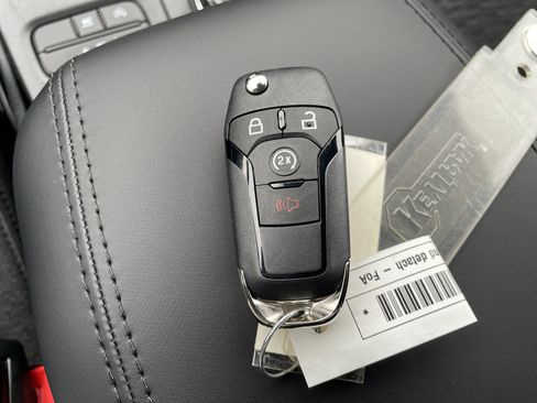 New 2025 Ford Ranger XLT w/ FX4 Off-Road Package image 14