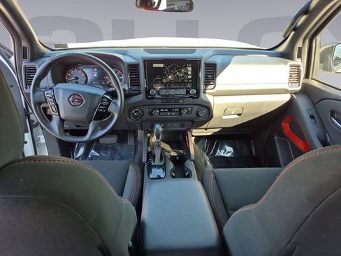 Used 2023 Nissan Frontier PRO-4X w/ Technology Package AWD/4WD image 12