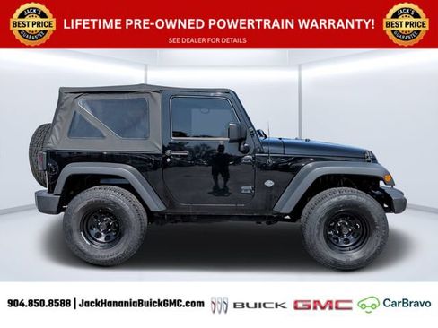 Used 2017 Jeep Wrangler Sport AWD/4WD image 2