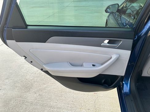 Used 2015 Hyundai Sonata SE w/ Option Group 09 image 14