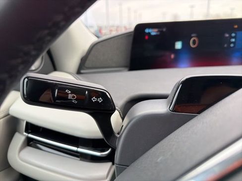 Certified 2025 Lincoln Navigator L Reserve image 24