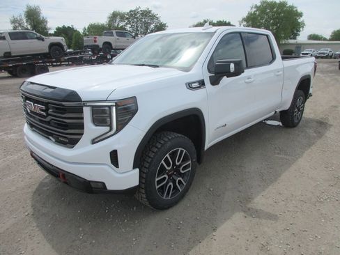 New 2026 GMC Sierra 1500 AT4 AWD/4WD image 11