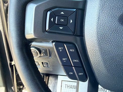 Used 2019 Ford F150 XLT w/ Equipment Group 302A Luxury AWD/4WD image 37