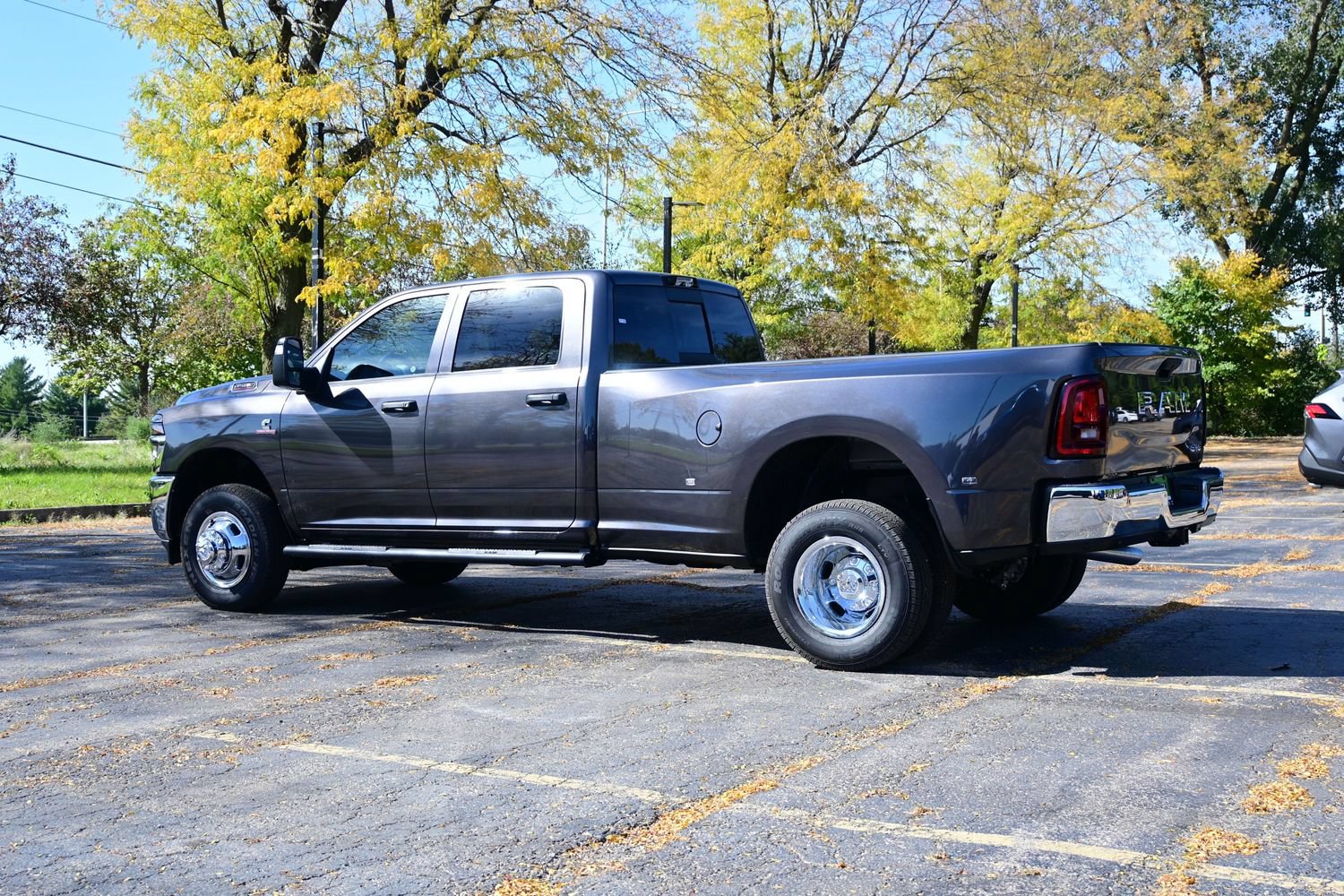 New 2027 RAM 3500 Tradesman AWD/4WD image 12