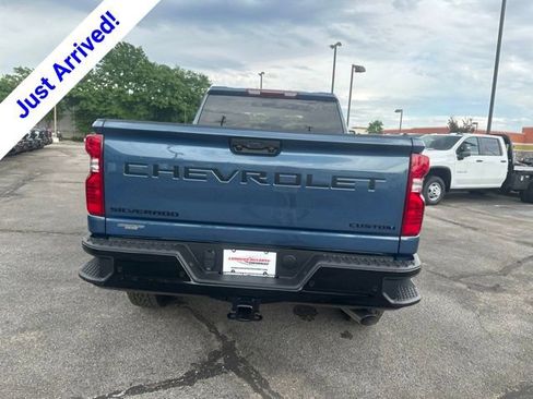 New 2026 Chevrolet Silverado 2500 Custom w/ Custom Value Package AWD/4WD image 4