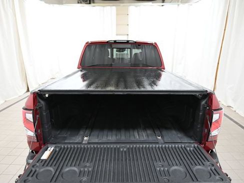Used 2021 Nissan Titan SL AWD/4WD image 20