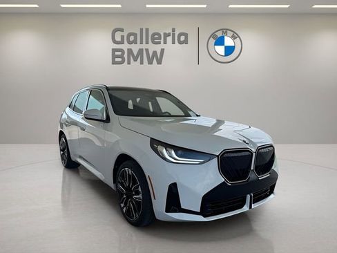Used 2026 BMW X3 xDrive30 w/ M Sport Package image 4