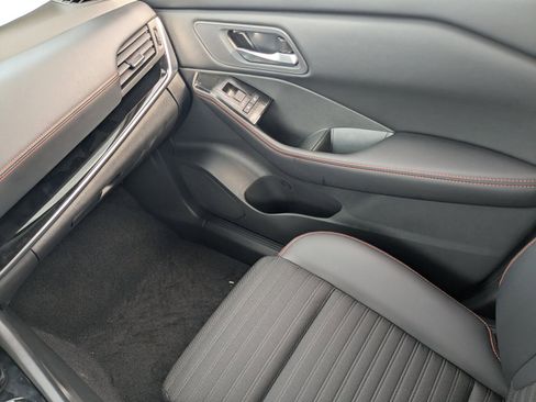 New 2026 Nissan Rogue SV image 23