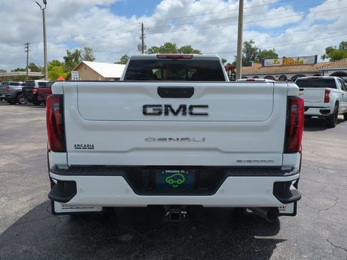 Certified 2026 GMC Sierra 3500 Denali Ultimate AWD/4WD image 5