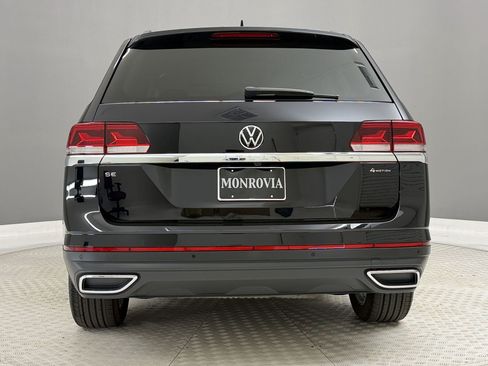 Used 2023 Volkswagen Atlas SE w/ Panoramic Sunroof Package AWD/4WD image 10