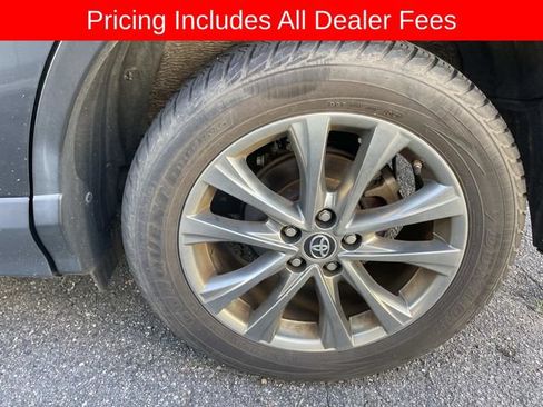 Used 2017 Toyota RAV4 Limited w/ Advanced Technology Package AWD/4WD image 3