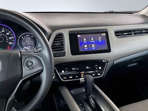 Used 2016 Honda HR-V EX image 9