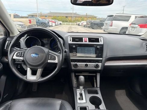 Used 2016 Subaru Outback 2.5i Limited AWD/4WD image 22