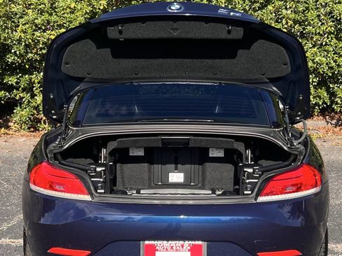 Used 2009 BMW Z4 sDrive35i image 10