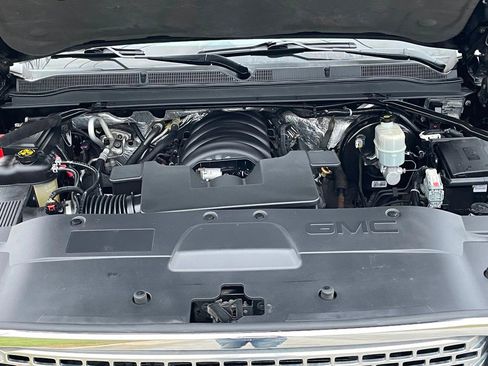 Used 2016 GMC Yukon XL Denali image 57