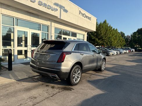 Used 2020 Cadillac XT5 Premium Luxury FWD image 3