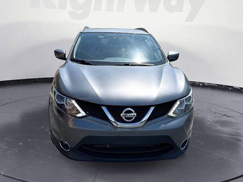 Used 2018 Nissan Rogue Sport SV w/ SV All-Weather Package AWD/4WD image 8