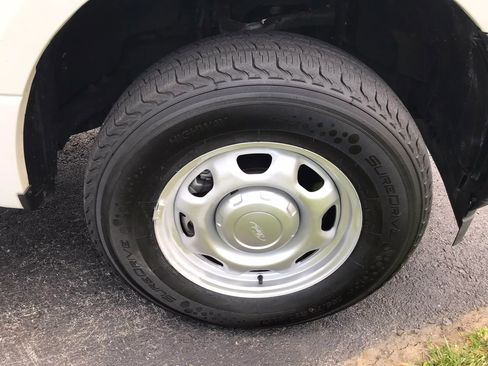 Used 2018 Ford F150 XL w/ XL Power Equipment Group AWD/4WD image 36