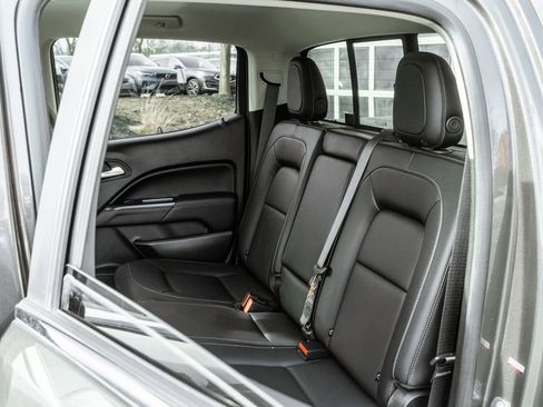 Used 2019 GMC Canyon SLT image 24