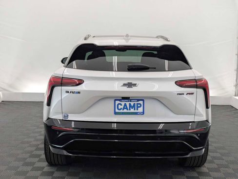 New 2025 Chevrolet Blazer EV RS AWD/4WD image 5