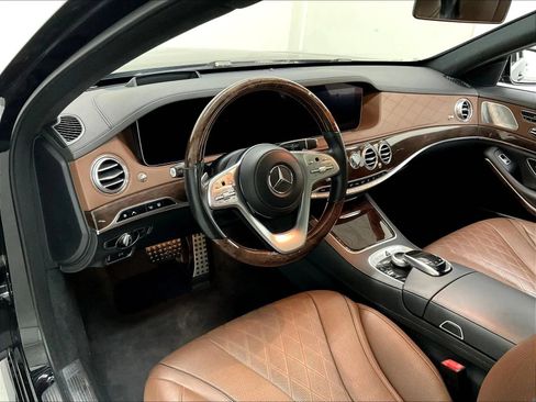 Used 2018 Mercedes-Benz S 560 4MATIC Sedan image 10