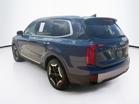 Used 2025 Kia Telluride S AWD/4WD image 5