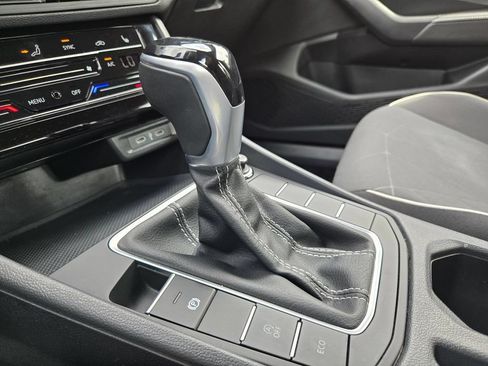 Used 2025 Volkswagen Jetta Sport FWD image 21
