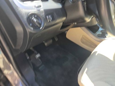 Used 2016 Dodge Journey SE w/ Flexible Seating Group FWD image 28