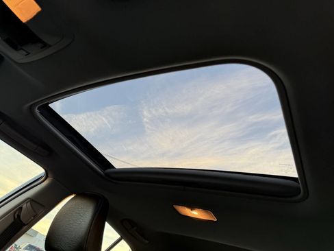 Used 2013 Lexus CT 200h image 19