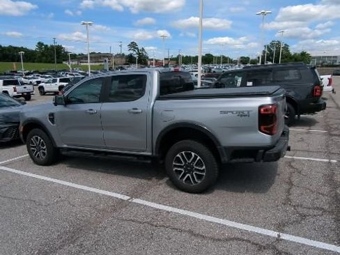 Used 2024 Ford Ranger Lariat w/ Advanced Towing Package AWD/4WD image 3