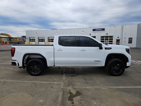 Certified 2024 GMC Sierra 1500 Elevation AWD/4WD image 7