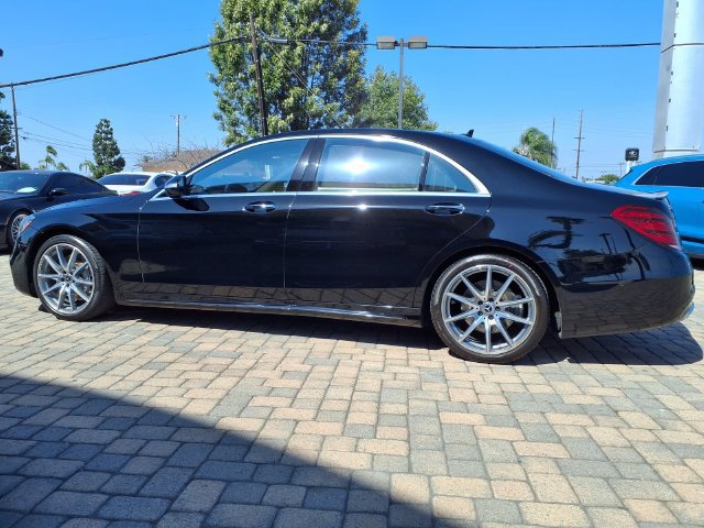 Used 2020 Mercedes-Benz S 560 Sedan image 3