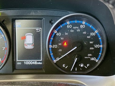 Used 2017 Toyota RAV4 XLE image 14