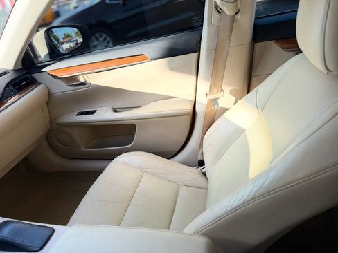 Used 2013 Lexus ES 300h w/ Luxury Pkg FWD image 22