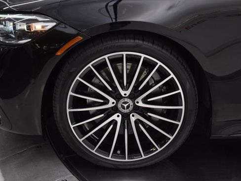 Certified 2022 Mercedes-Benz S 500 4MATIC image 12