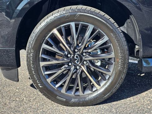 Used 2025 INFINITI QX80 Autograph w/ Autograph Exterior Package AWD/4WD image 29