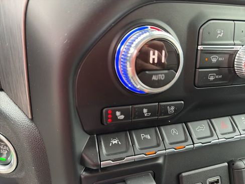 Used 2019 GMC Sierra 1500 Denali w/ Denali Ultimate Package image 15