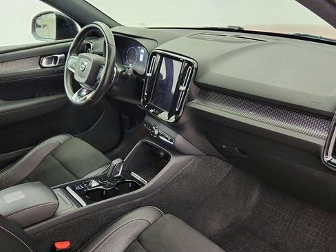 Used 2019 Volvo XC40 T5 R-Design AWD/4WD image 24