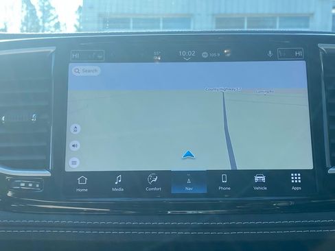 Used 2024 Chrysler Pacifica Limited image 13