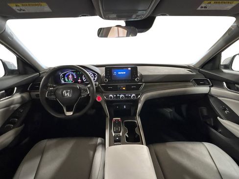 Used 2018 Honda Accord Hybrid image 17