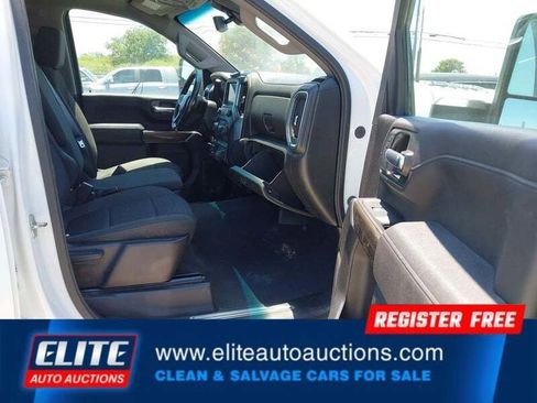 Used 2022 Chevrolet Silverado 2500 LT w/ Convenience Package AWD/4WD image 9