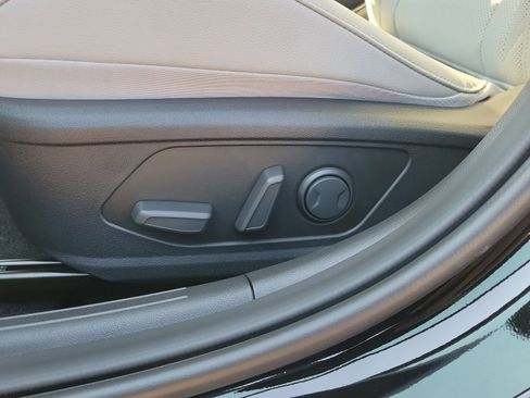 New 2026 Hyundai Elantra Limited FWD image 19